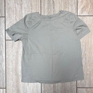 Lululemon women’s oversized light Green T-Shirt